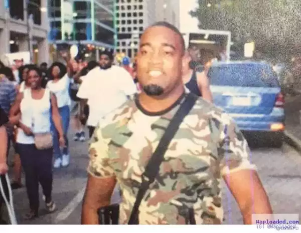 Dallas cops shot; Armed person of interest identified (photo)
